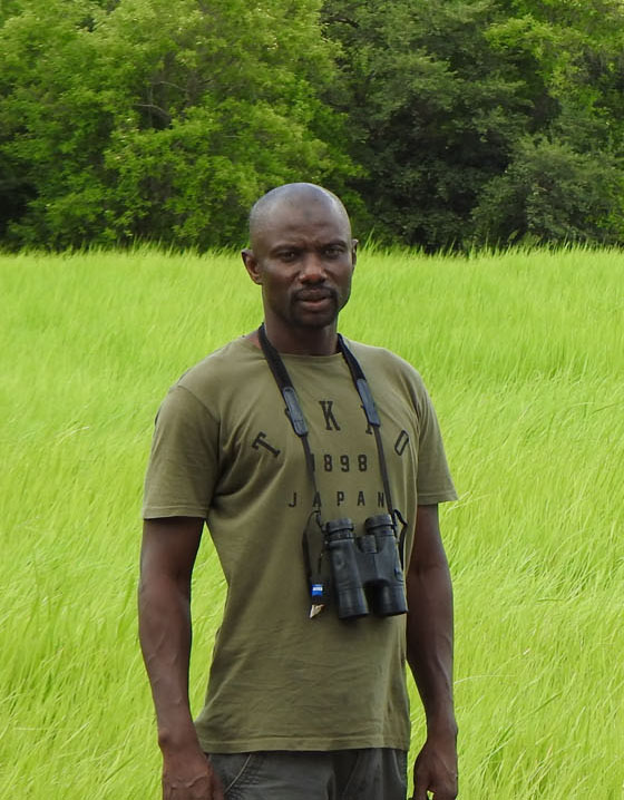 Over Karanta Camara, vogelgids in Gambia